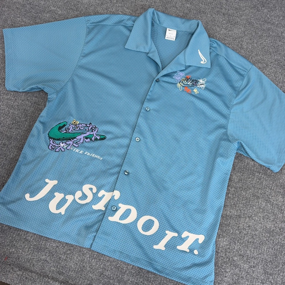 Nike Shirt Men XL Resort Hawaiian Mesh Shirt Button Up Embroidered DZ3078-424